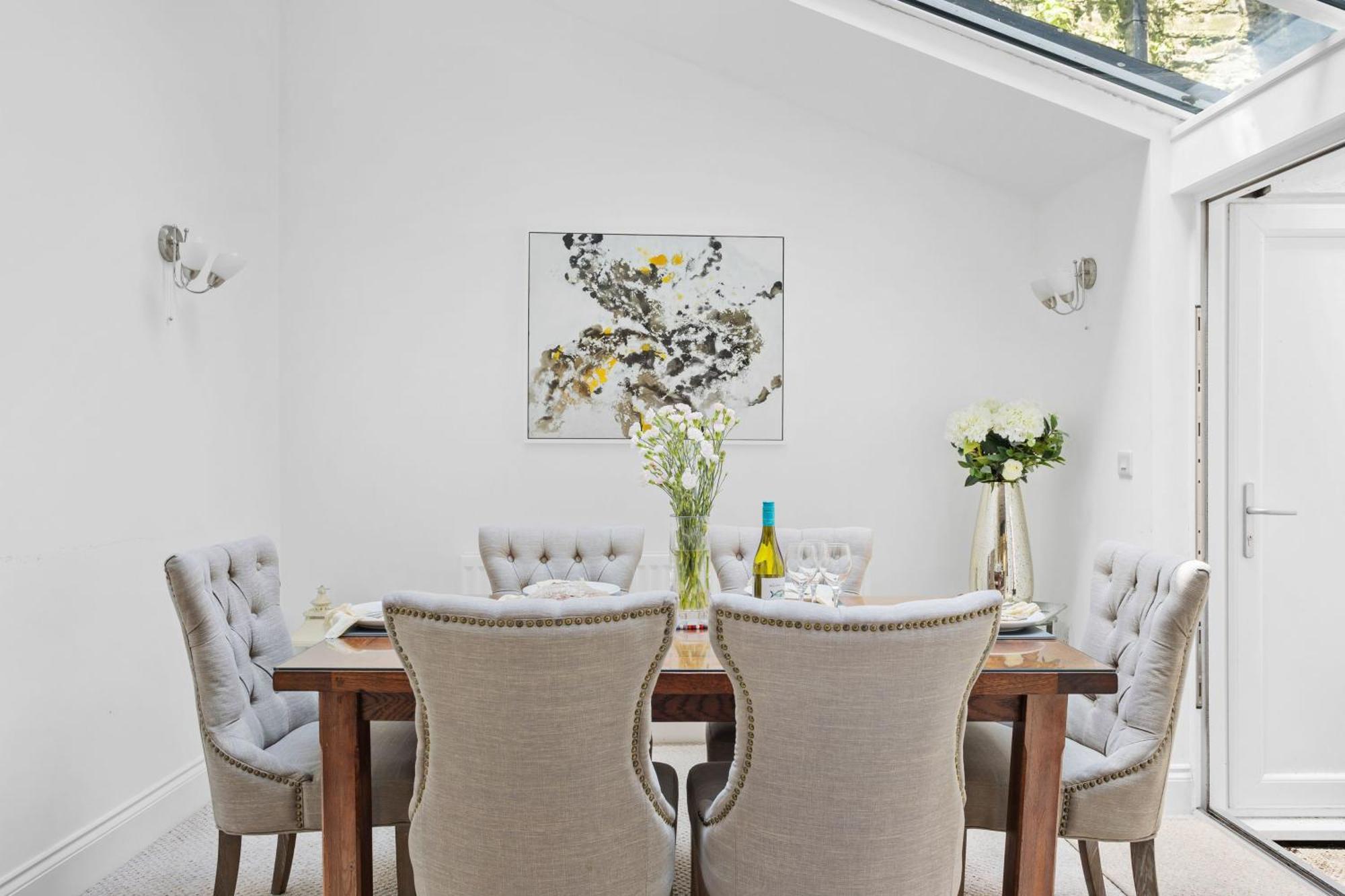 10 Clarence Hill - Elegant Town House With Outside Space Vakantiehuis *